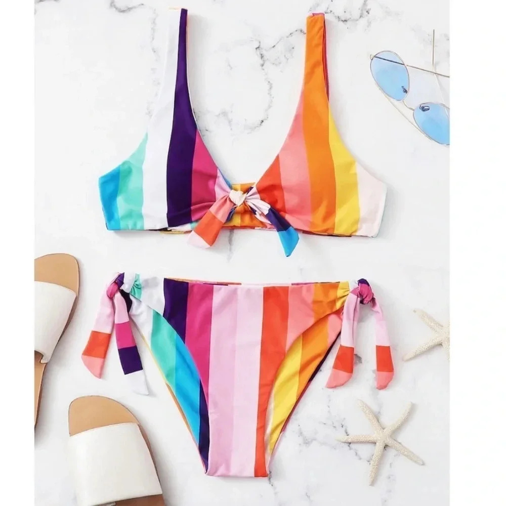 New Arrival ☀️ | Striped‎ Tie Front Bikini